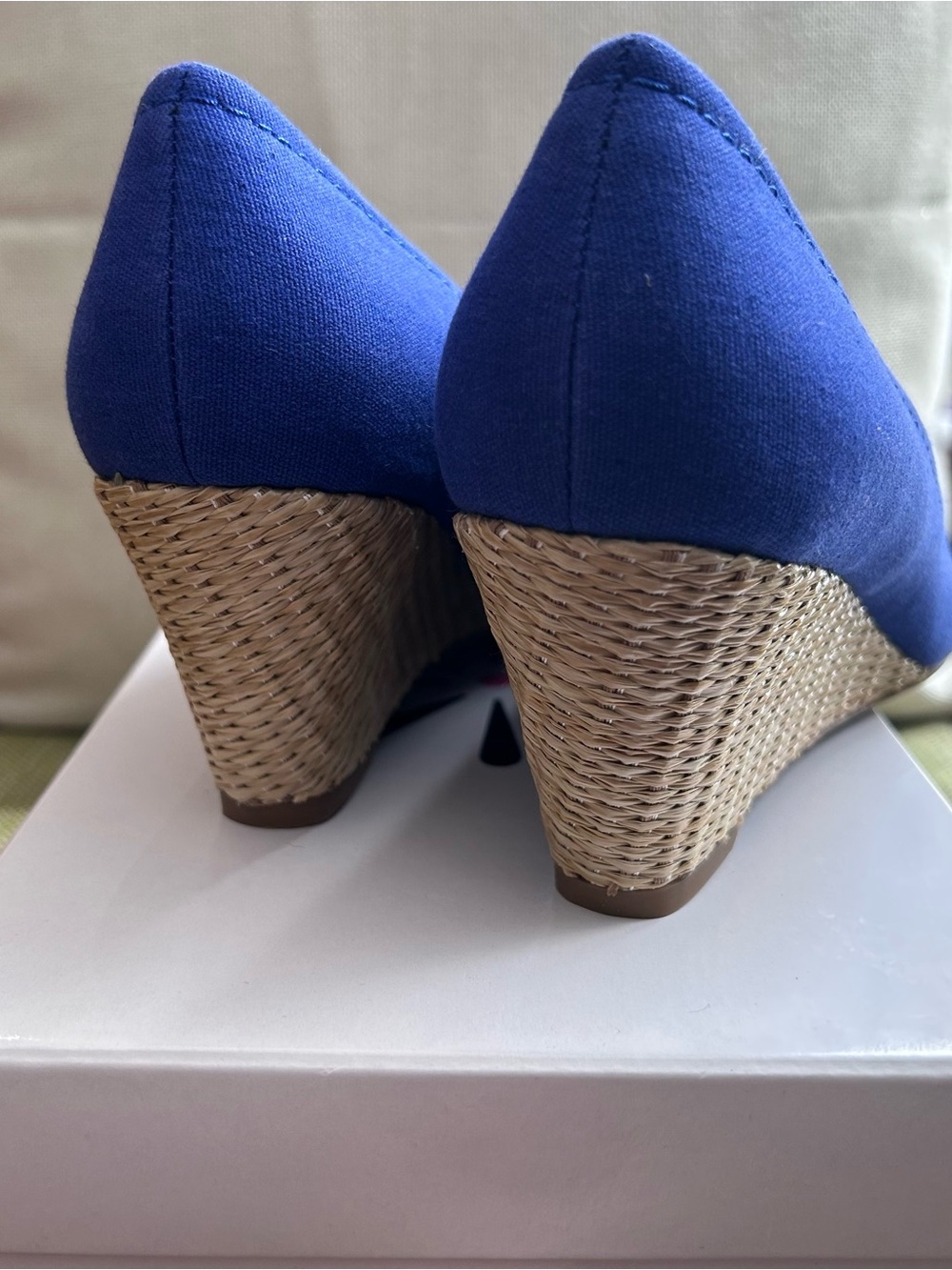 NEW Issac Mizrahi Peep Toe Espadrilles - Picture 4 of 7